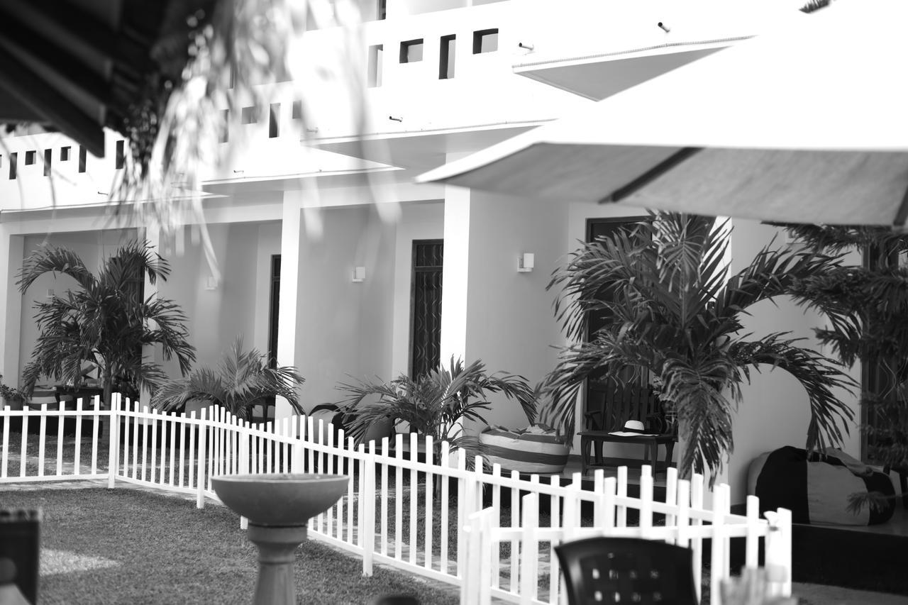 Serenity Resort & Spa Mirissa Exterior foto